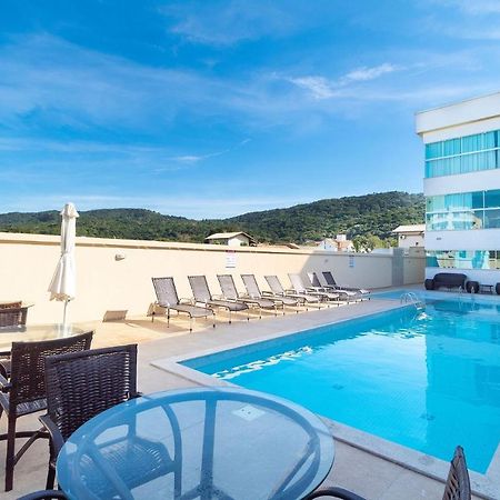 Апартаменты Aluguel Apartamento 2 Quartos Piscina Bombas Sc 419 Бомбиньяс Экстерьер фото