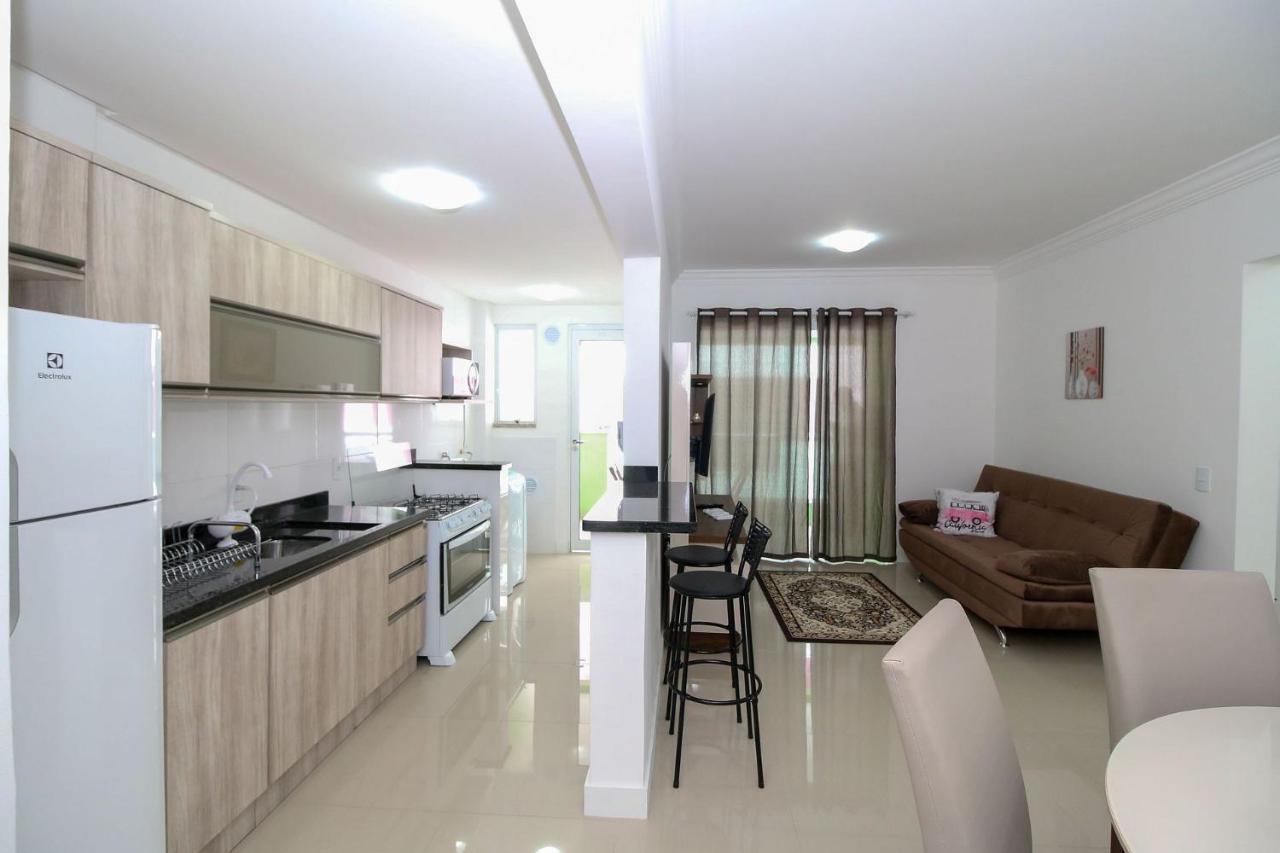 Апартаменты Aluguel Apartamento 2 Quartos Piscina Bombas Sc 419 Бомбиньяс Экстерьер фото