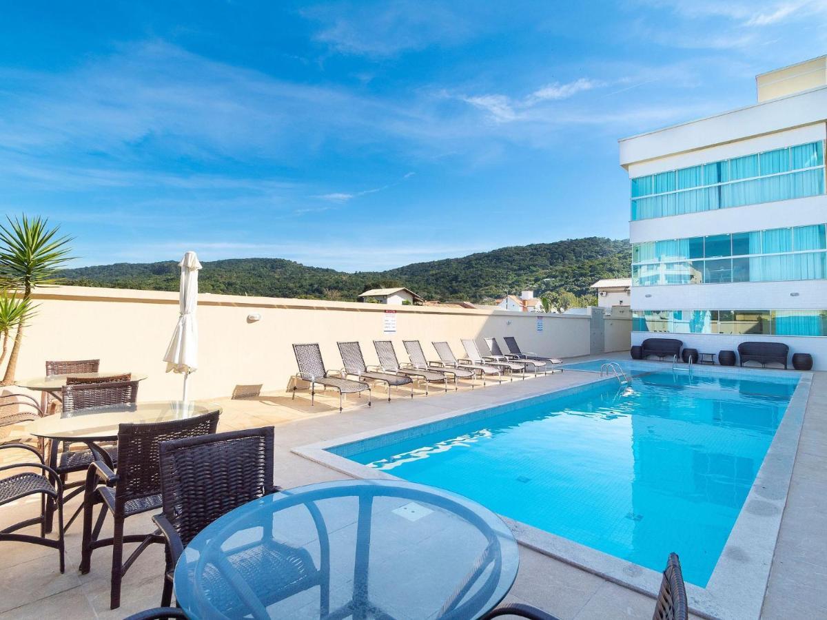 Апартаменты Aluguel Apartamento 2 Quartos Piscina Bombas Sc 419 Бомбиньяс Экстерьер фото